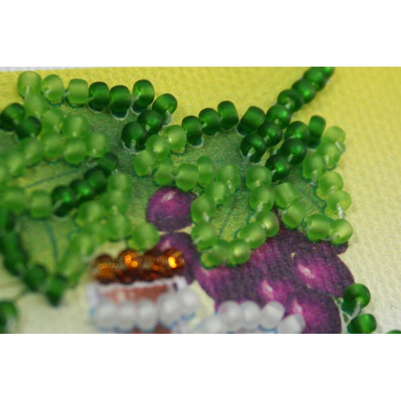 Bead Embroidery Magnet Kit "Isabella"