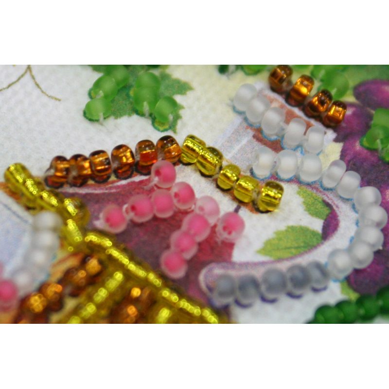 Bead Embroidery Magnet Kit "Isabella"