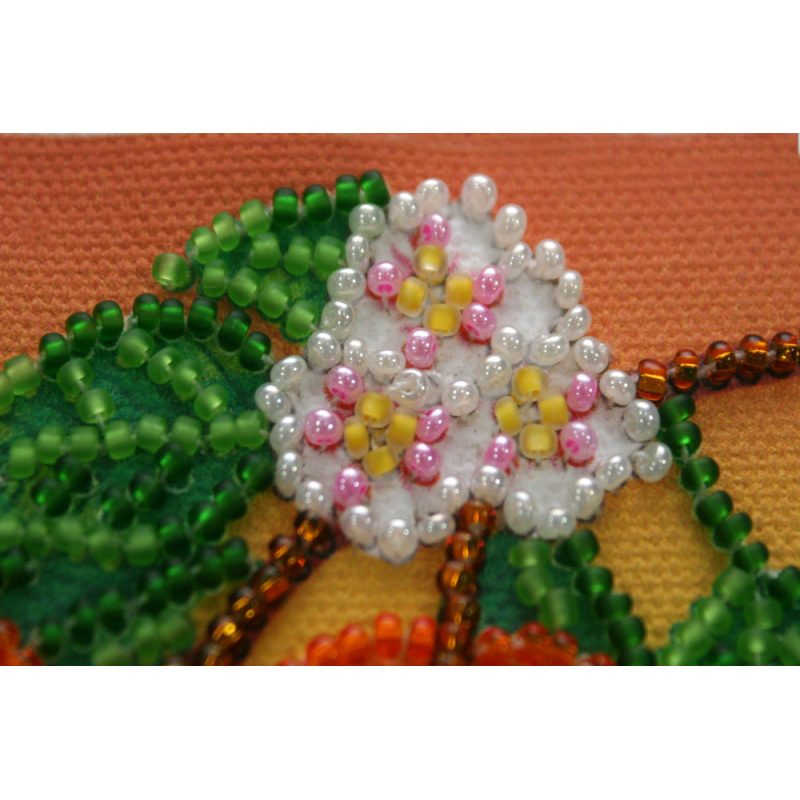 Bead Embroidery Magnet Kit "Apricots"