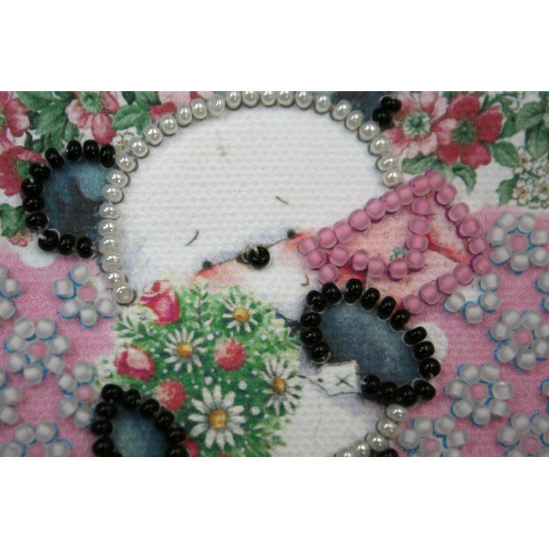 Bead Embroidery Magnet Kit "Bear and Camomiles"