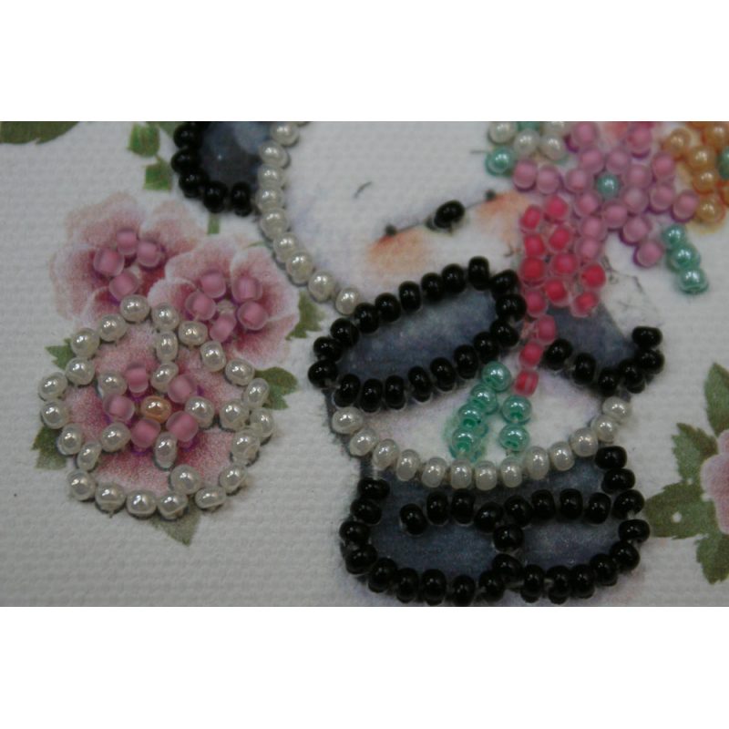 Bead Embroidery Magnet Kit "Bear's greeting"