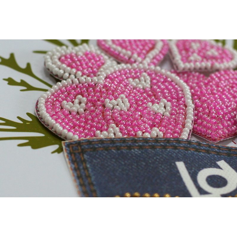 Bead Embroidery Postcard Kit "With an open heart"