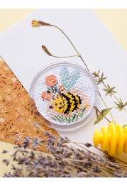 Bead Embroidery Magnet Kit "Fluffy bumblebee"