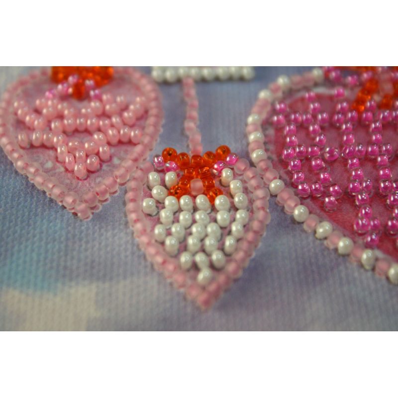 Bead Embroidery Pennant Kit "Pendents"