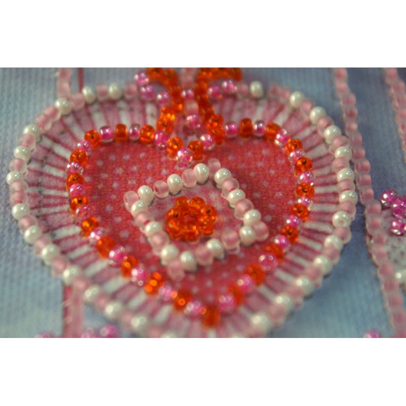 Bead Embroidery Pennant Kit "Pendents"