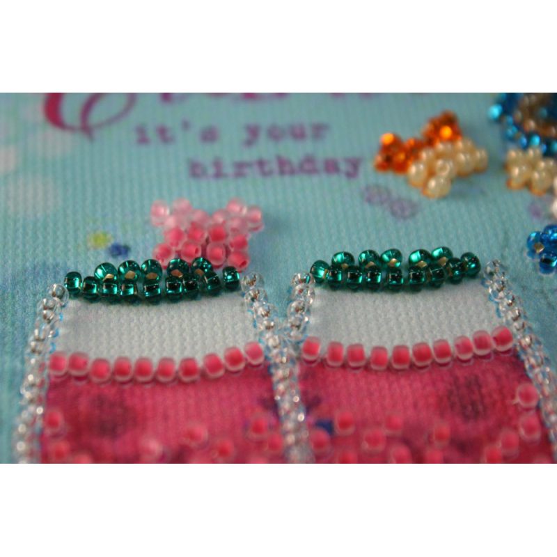 Bead Embroidery Pennant Kit "Lover's shot"
