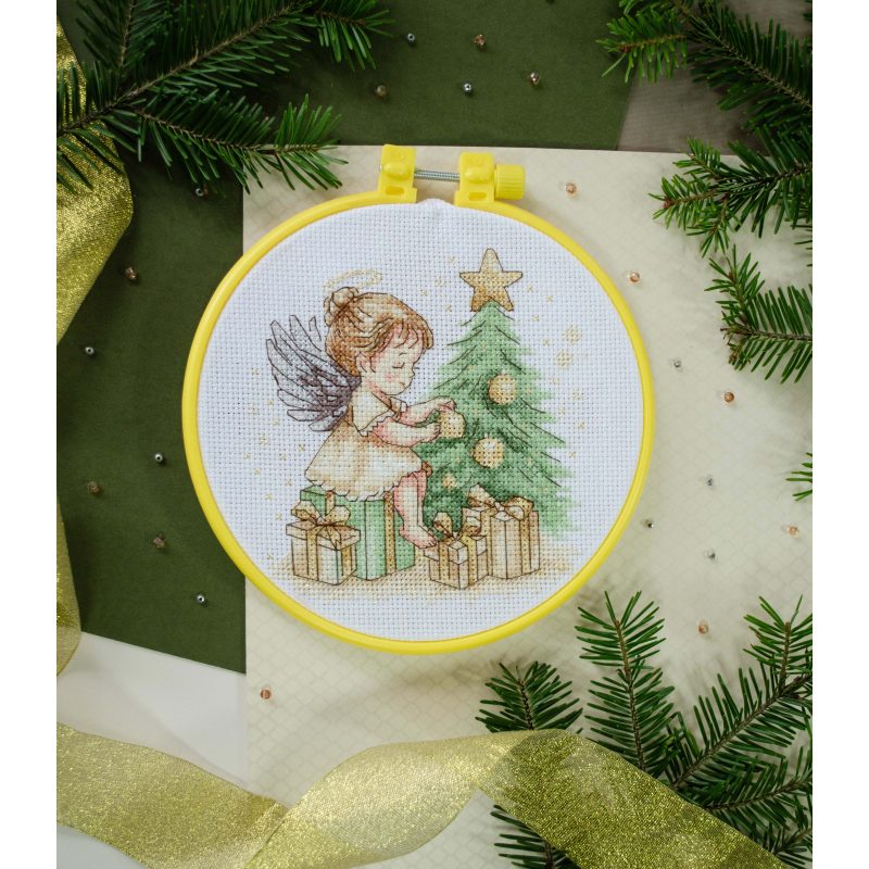 Plastic embroidery hoop, yellow, d-165 mm