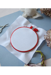 Plastic embroidery hoop, red, d-145 mm