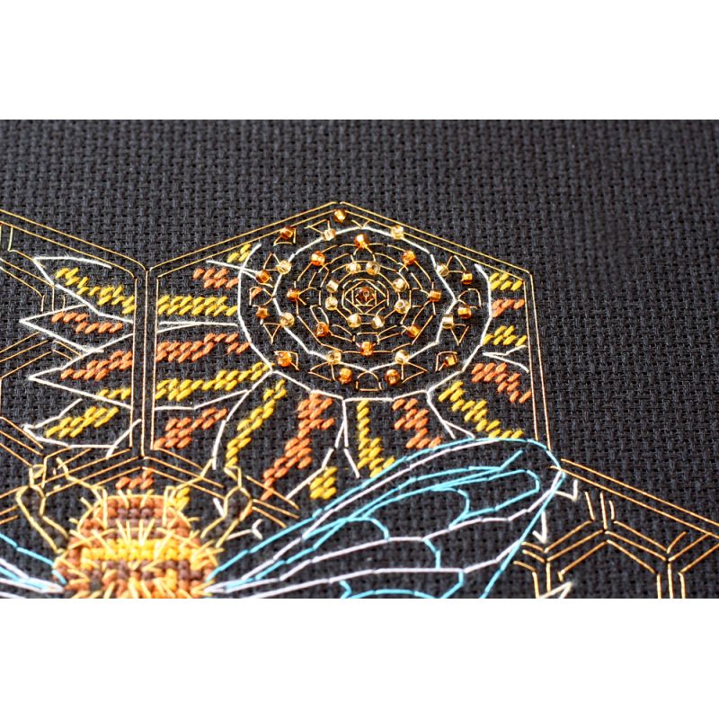 Cross Stitch Kit "Bee paradise"