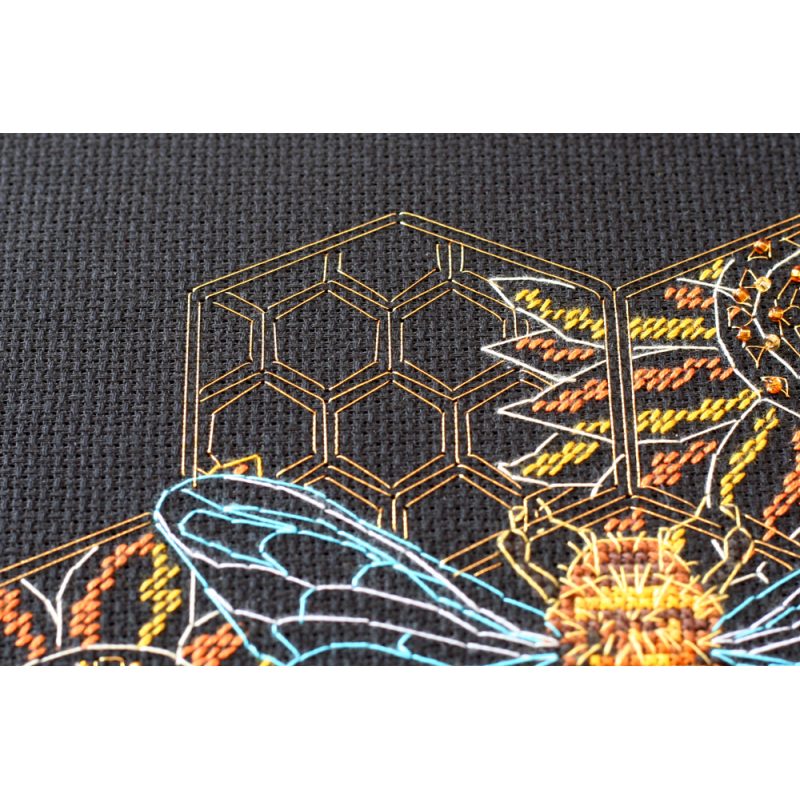 Cross Stitch Kit "Bee paradise"